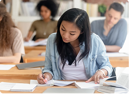 Smart Choices: Key Factors to Consider Before Picking a GMAT Prep Course Online